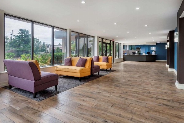 Somerset Lofts image 5